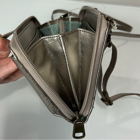 The Sak Iris Metallic 3in1 Phone Wristlet/Crossbody Bag - Picture 8 of 11